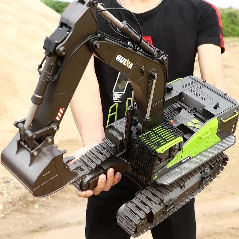Huina 1593 RC Excavator 3