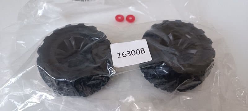 MJX HYPERGO 16300B TYRES 2PCS FOR 16208/16209/16210 & M163 SERIES RC CARS 0